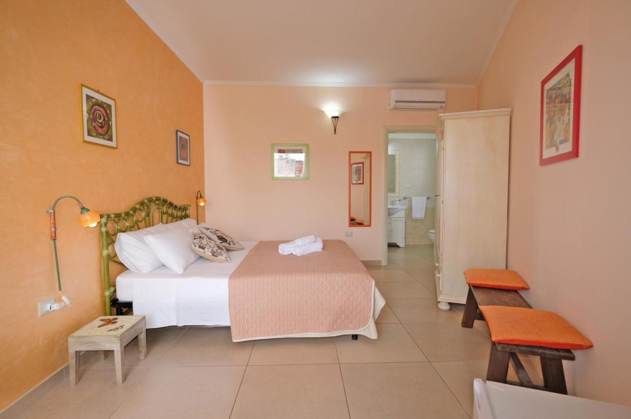 Bed and Breakfast Adua Art Castrignano del Capo Exterior foto